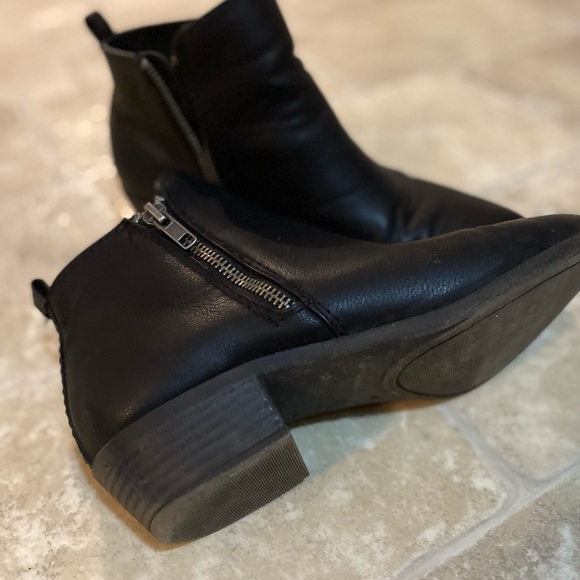 Madden Girl Borelo ankle boot - Picture 3 of 3